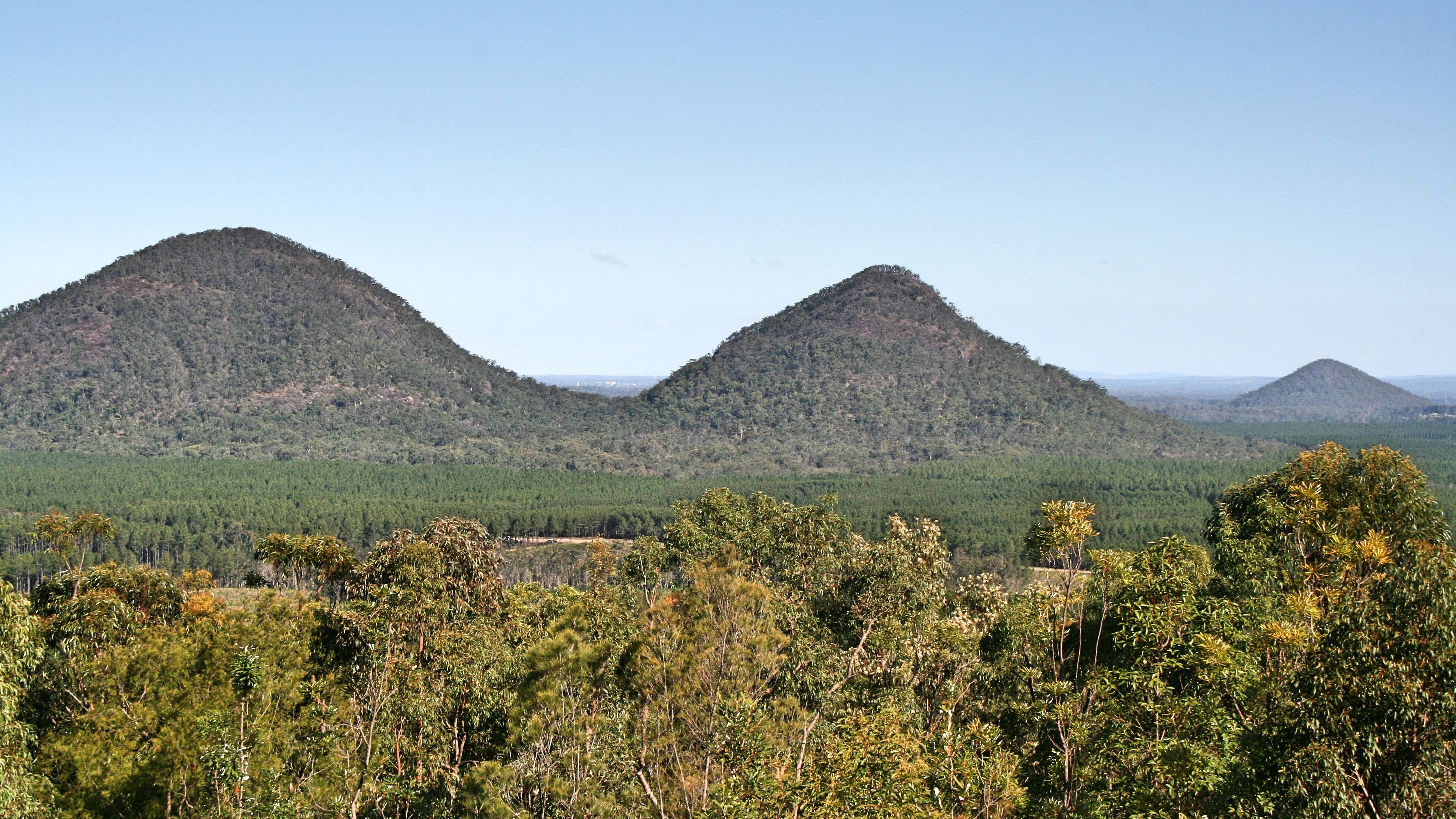 Glasshouse Mountains svg #2, Download drawings