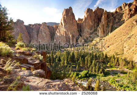 Smith Rock State Park clipart #3, Download drawings