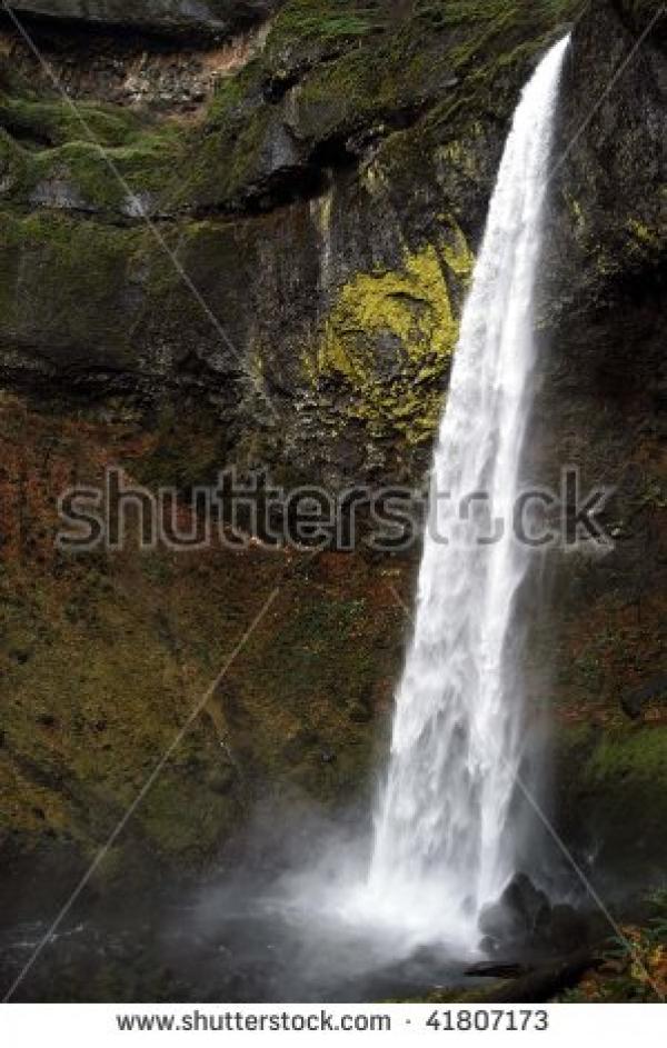 Elowah Falls clipart